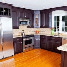 Cabinet Painting vs. Refacing: What’s Best for Stanwood Kitchens?